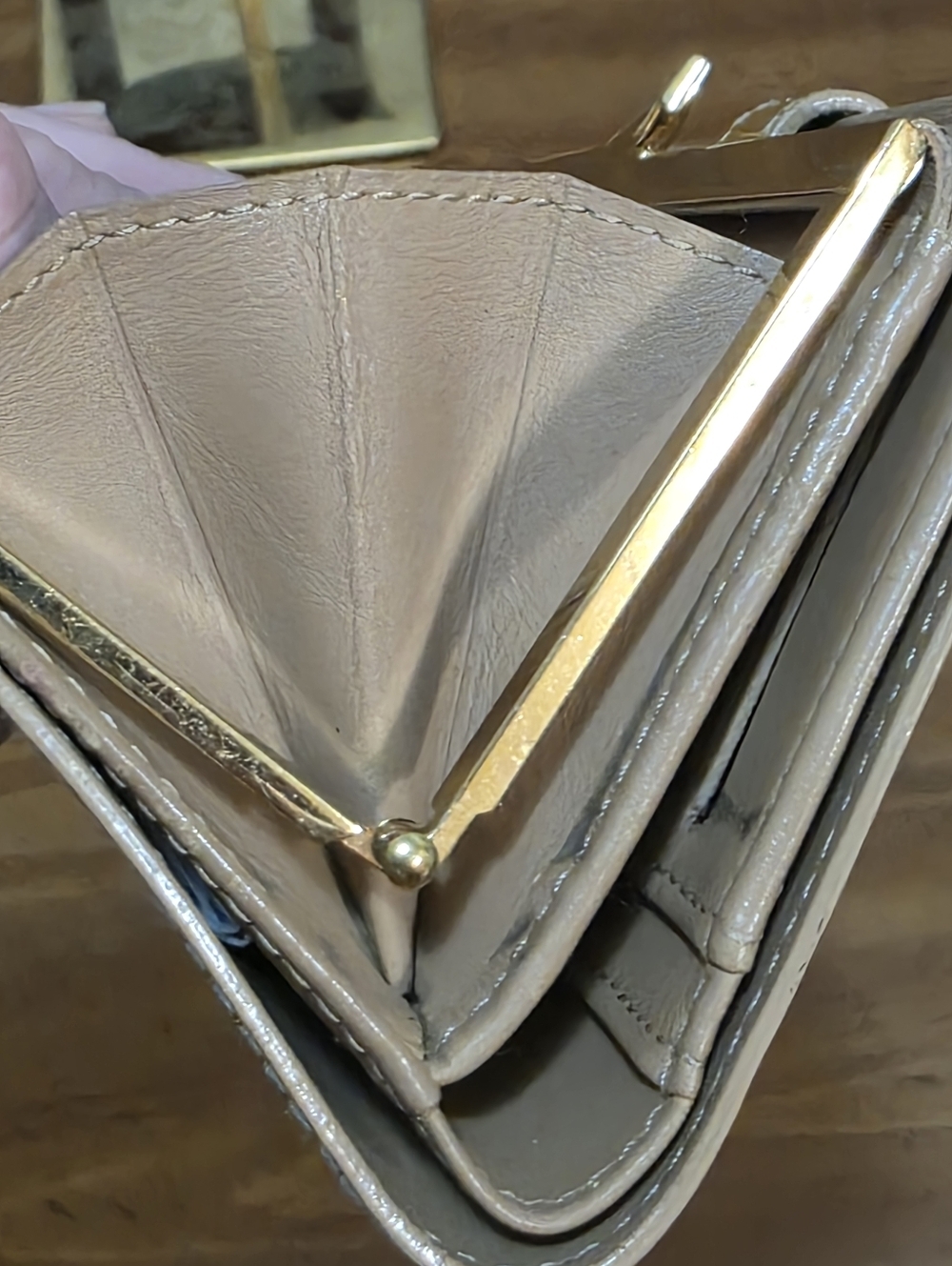 Louis Vuitton Vernis Patent Wallet in Honey Tan With C.O.A. - Picture 11 of 16